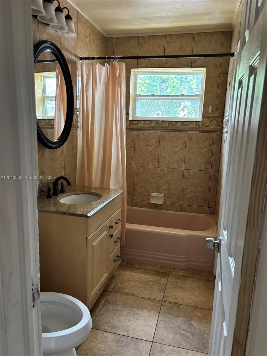 1905 NW 57th St # 0, Miami FL 33142 photo 3