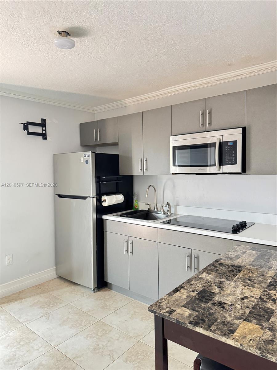 11340 SW 41st Ter, Miami FL 33165 photo 3