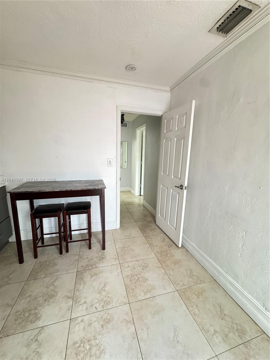 11340 SW 41st Ter, Miami FL 33165 photo 4