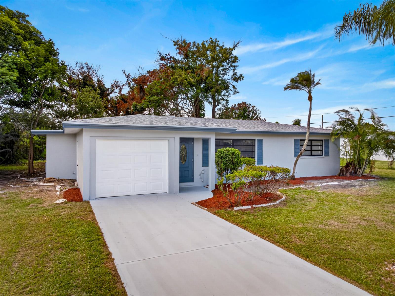 779 Lomas Street, Port St. Lucie FL 34952 photo 2