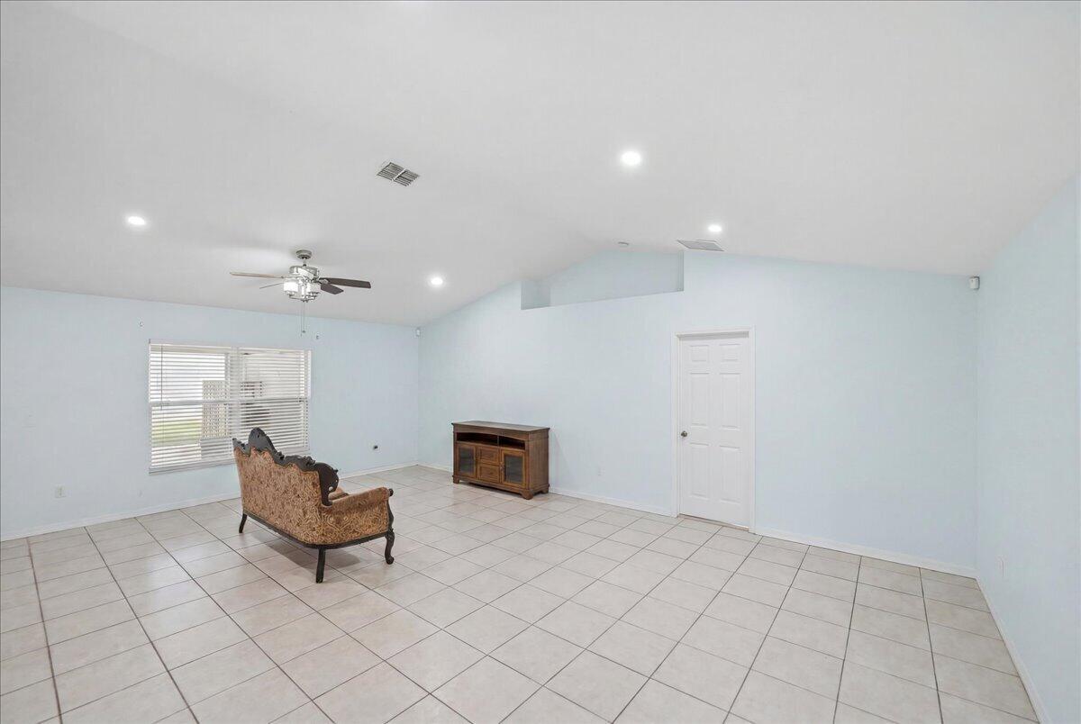 2418 SW Bayshore Boulevard, Port St. Lucie FL 34984 photo 4
