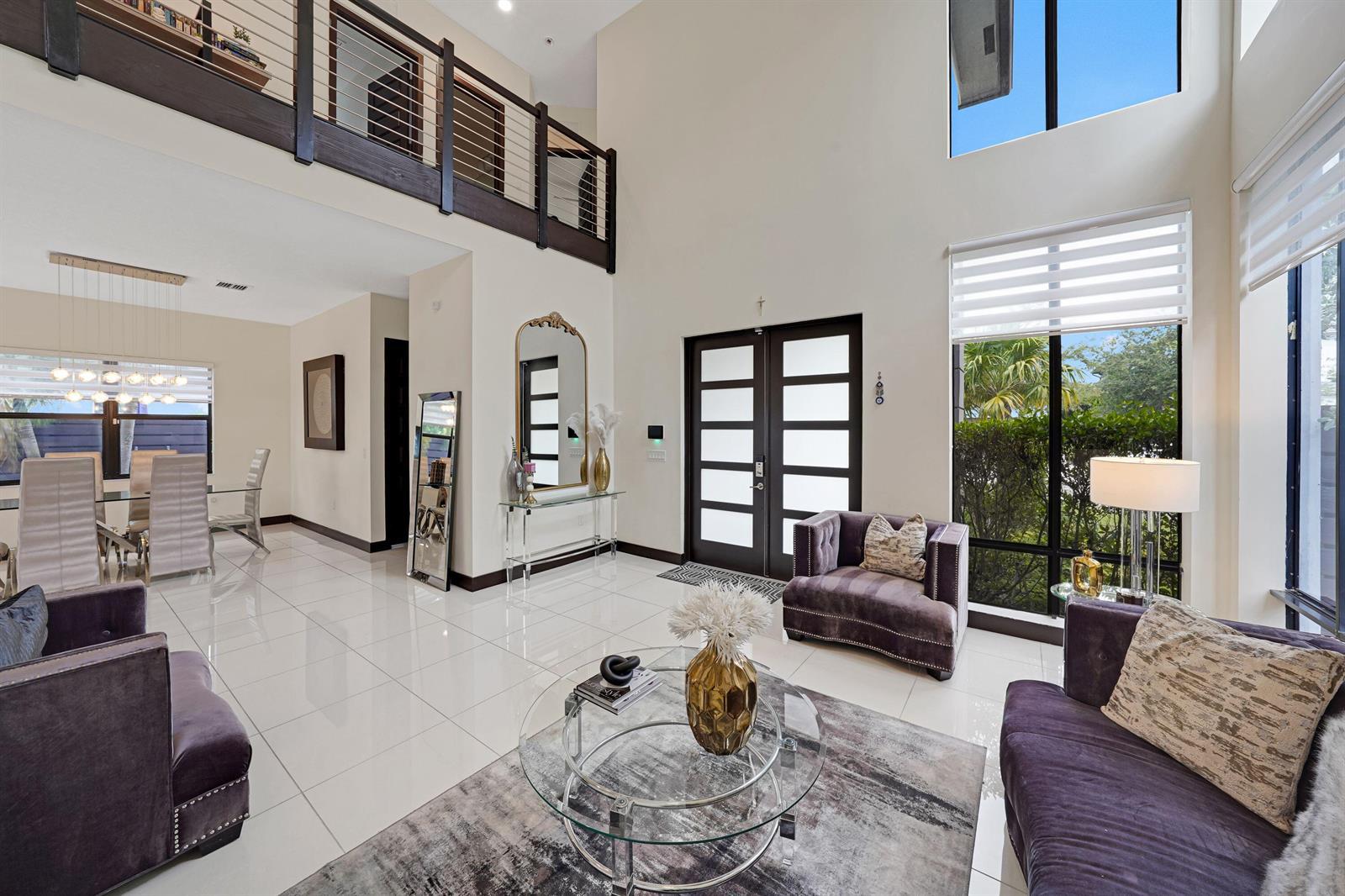 15451 NW 88th Avenue, Miami Lakes FL 33018