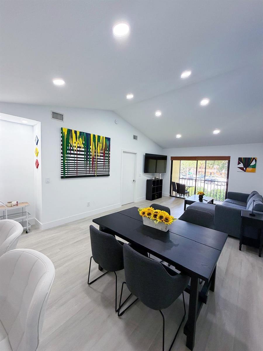 351 Club Circle # 208, Boca Raton FL 33487 photo 4