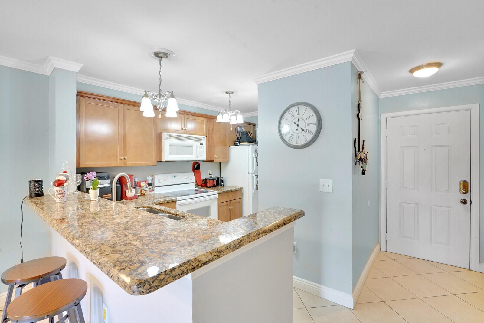 4855 Via Palm Lakes # 902, West Palm Beach FL 33417 photo 3