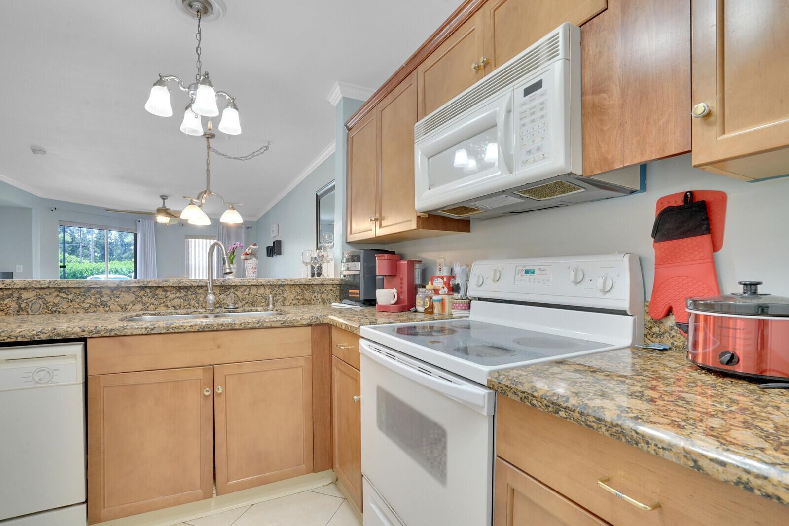 4855 Via Palm Lakes # 902, West Palm Beach FL 33417 photo 5