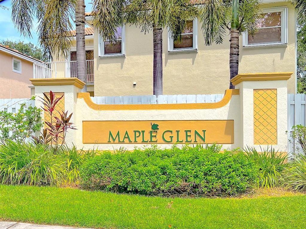 2132 NW 75th Way, Pembroke Pines FL 33024 photo 2