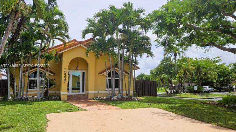 15307 SW 52nd Ter, Miami FL 33185