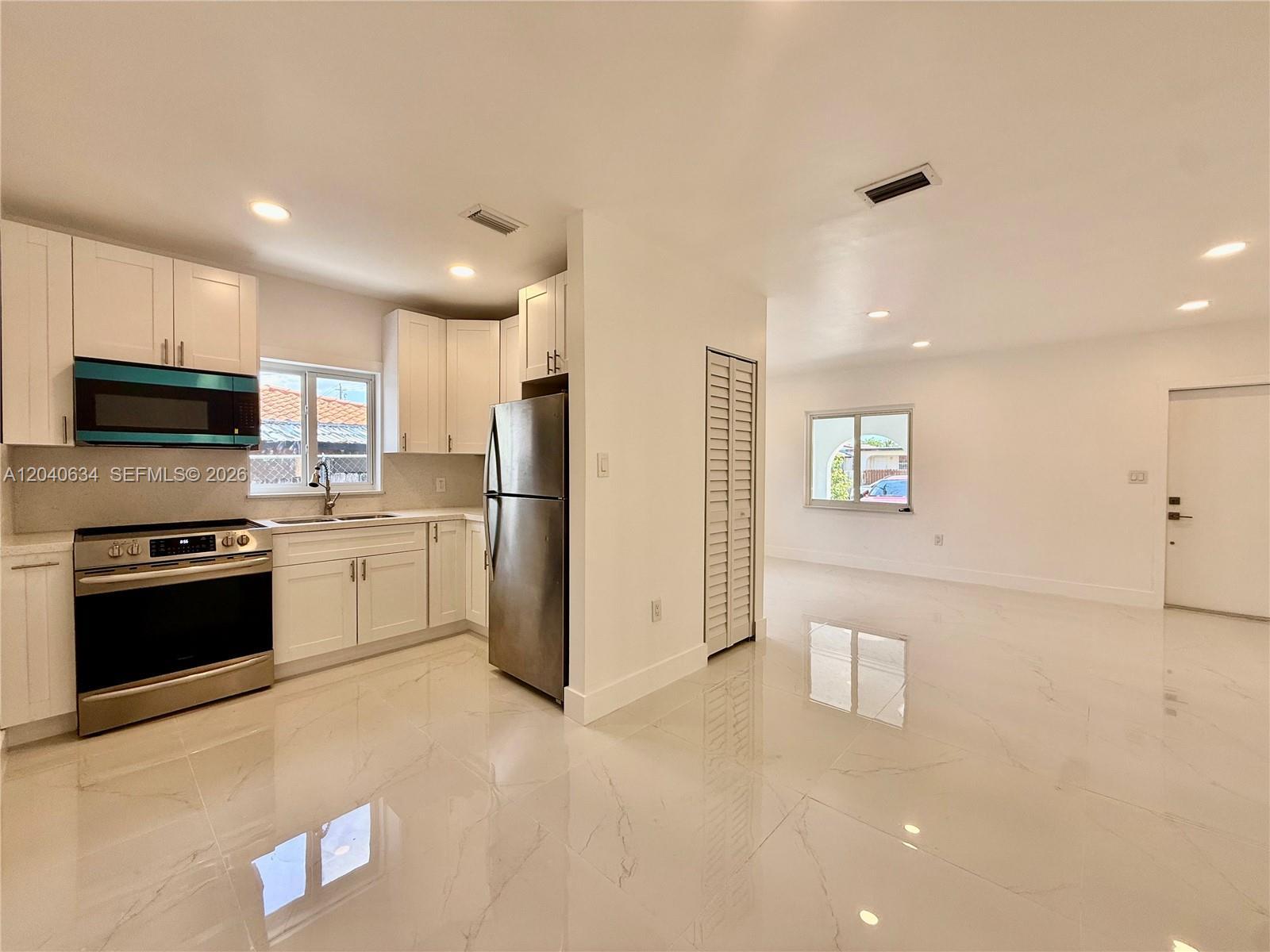 228 NW 32nd Ave # 230, Miami FL 33125 photo 4