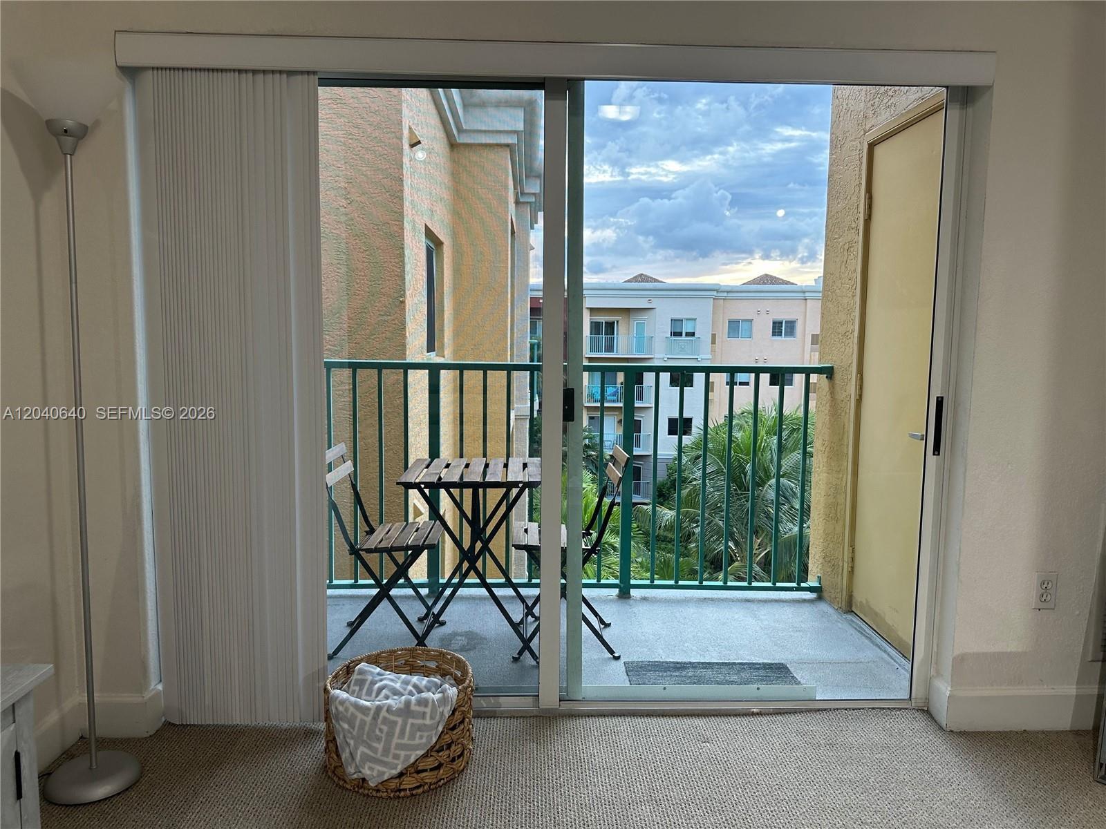 6001 SW 70th St # 621, South Miami FL 33143 photo 3