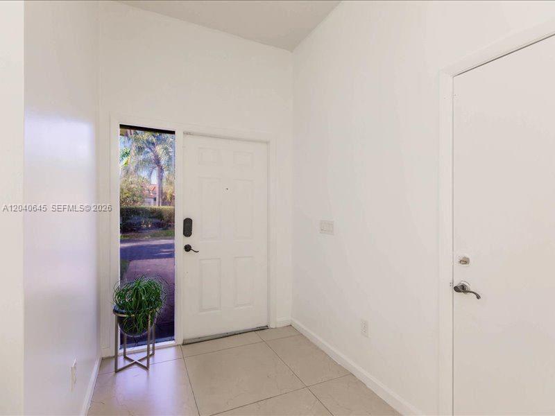 21475 SW 90th Pl, Cutler Bay FL 33189 photo 5