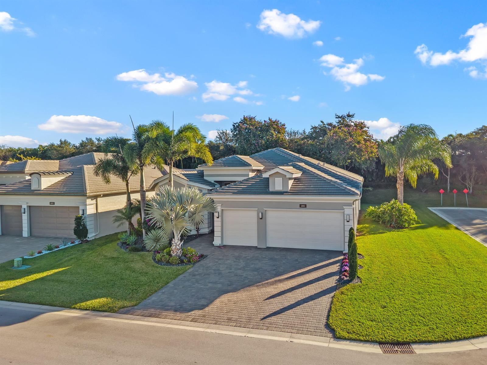 12882 Granite Mountain Pass, Boynton Beach FL 33437 photo 2