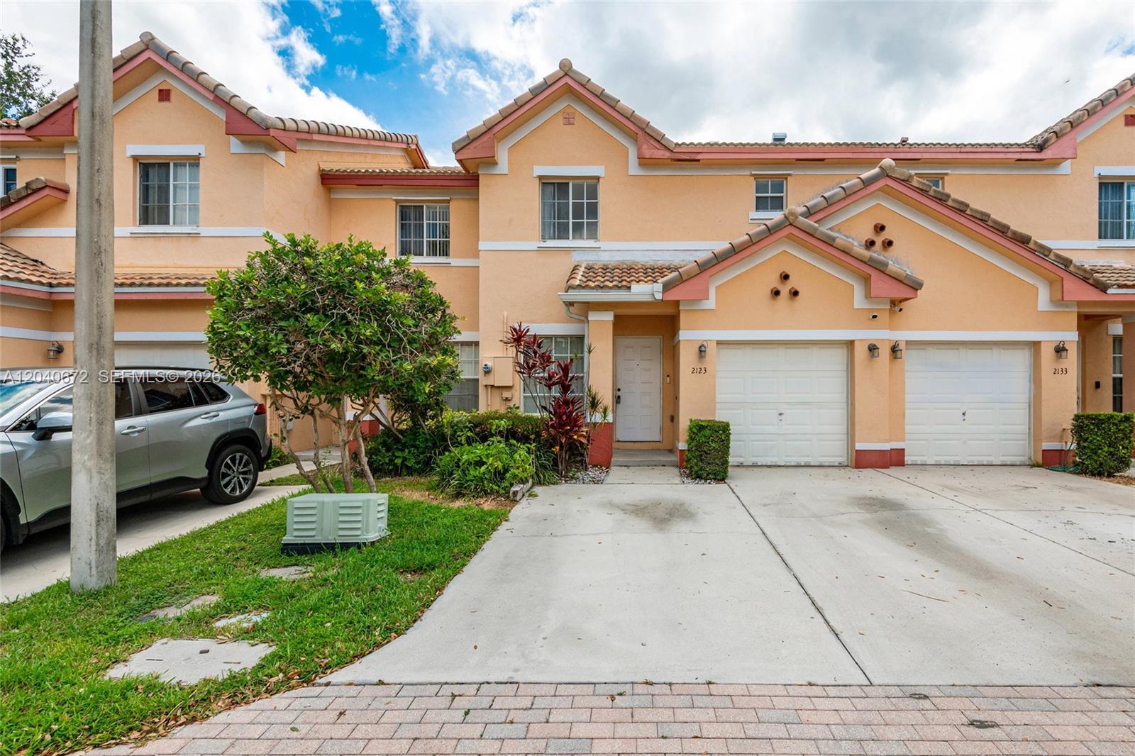 2123 SW 87th Ter, Miramar FL 33025