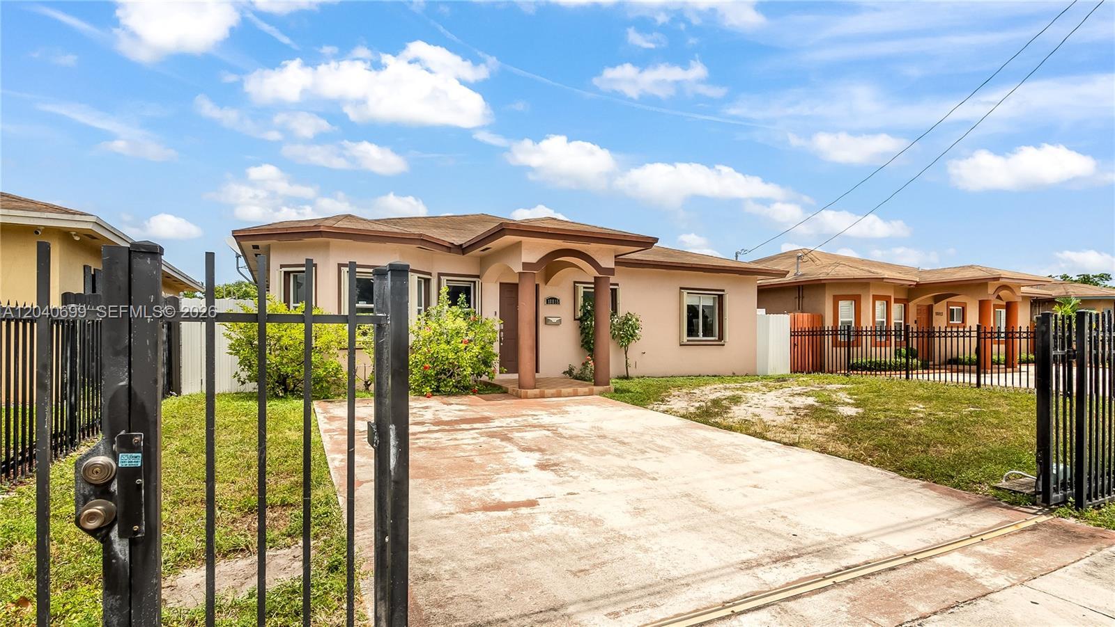 18815 NW 37th Ave, Miami Gardens FL 33056 photo 4