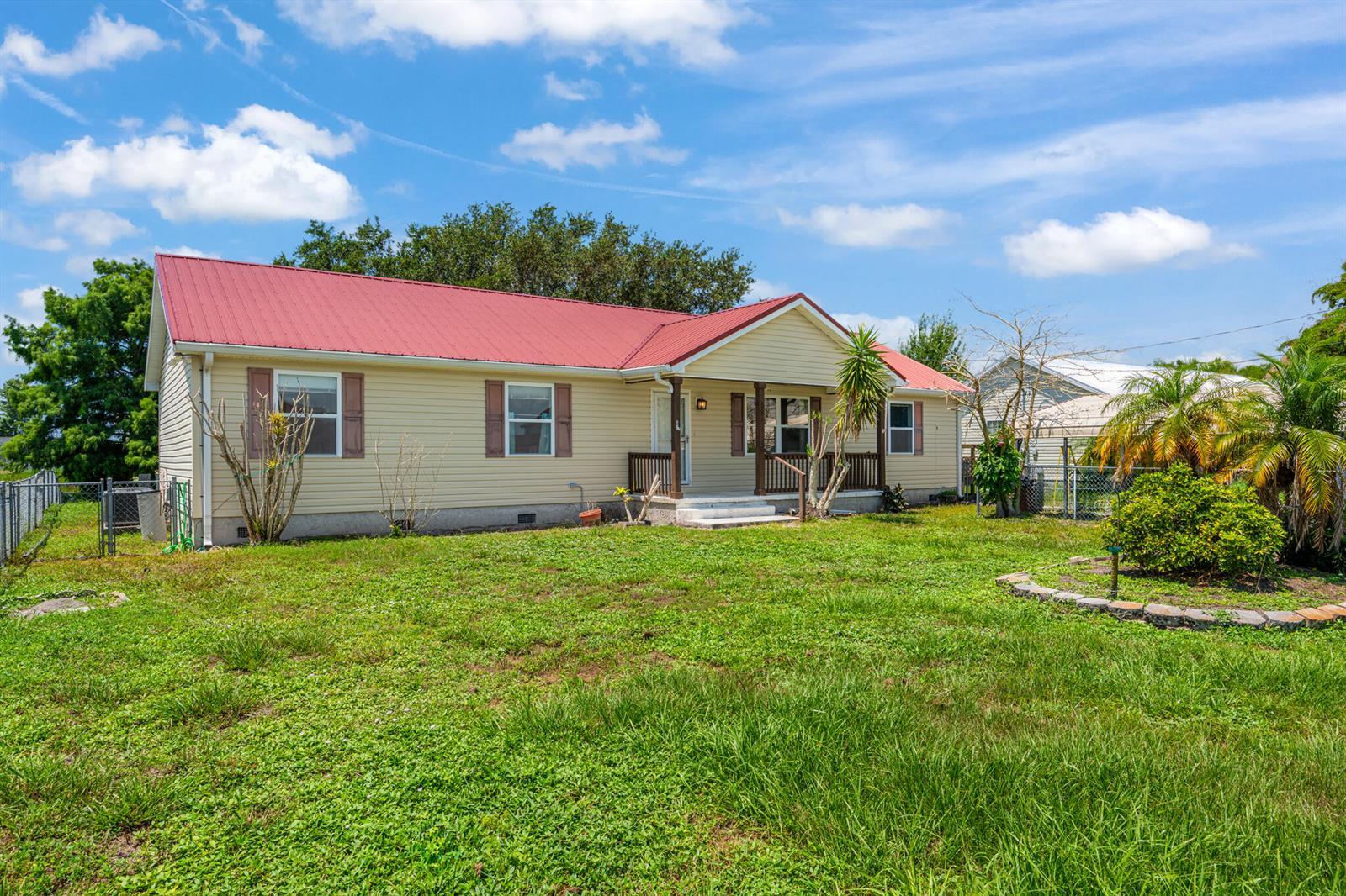 2546 SE 27th Street, Okeechobee FL 34974 photo 2