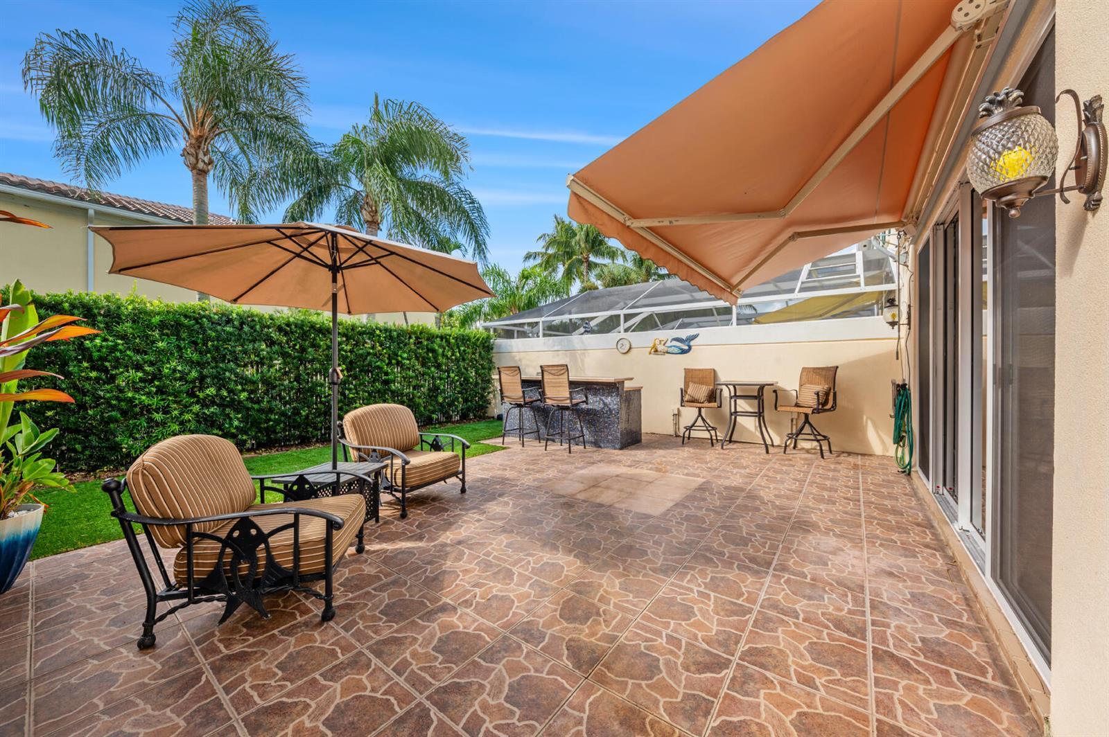 477 Capistrano Drive, Palm Beach Gardens FL 33410 photo 2