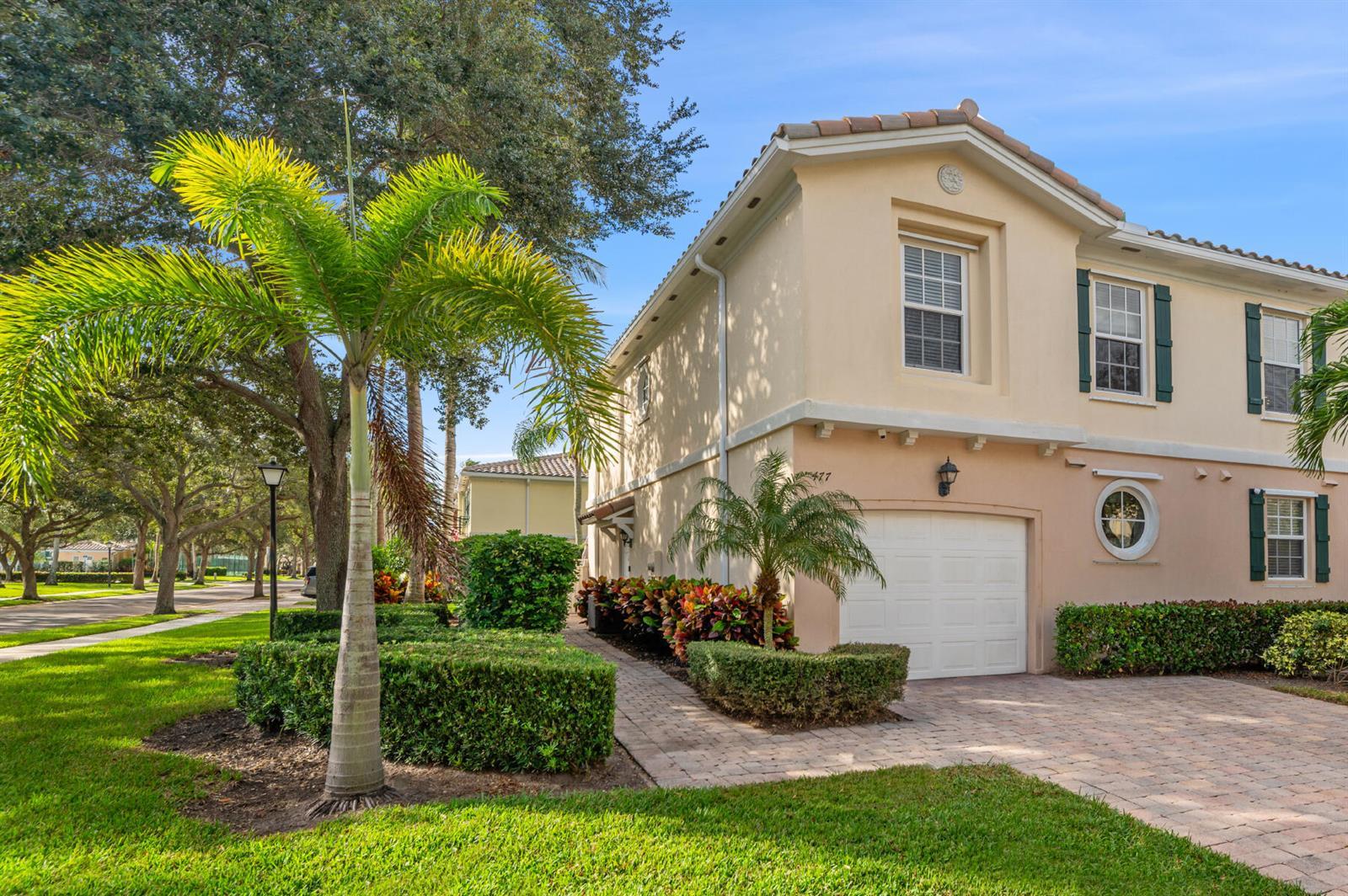 477 Capistrano Drive, Palm Beach Gardens FL 33410 photo 3