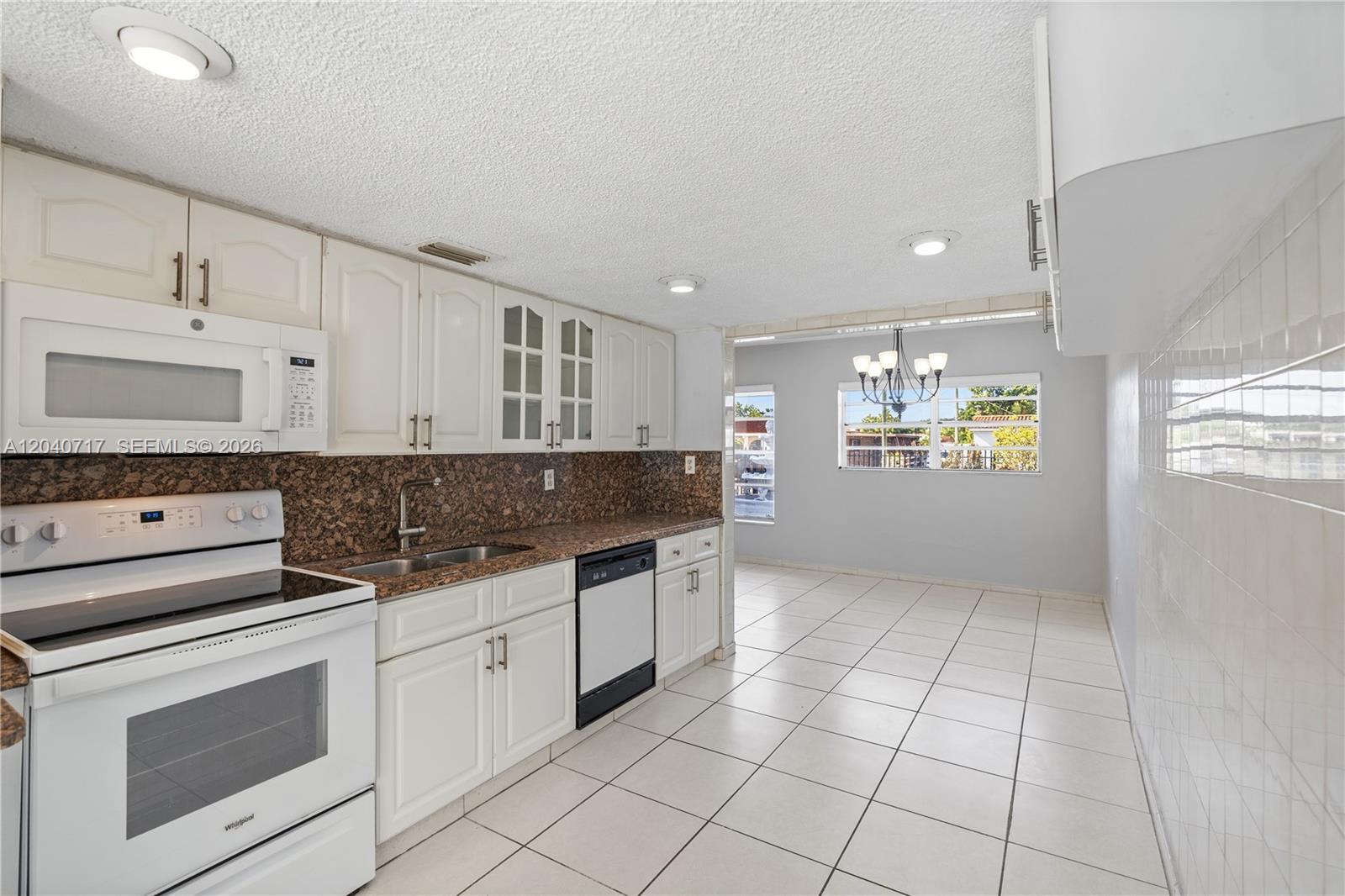 491 W 35th Pl, Hialeah FL 33012 photo 5