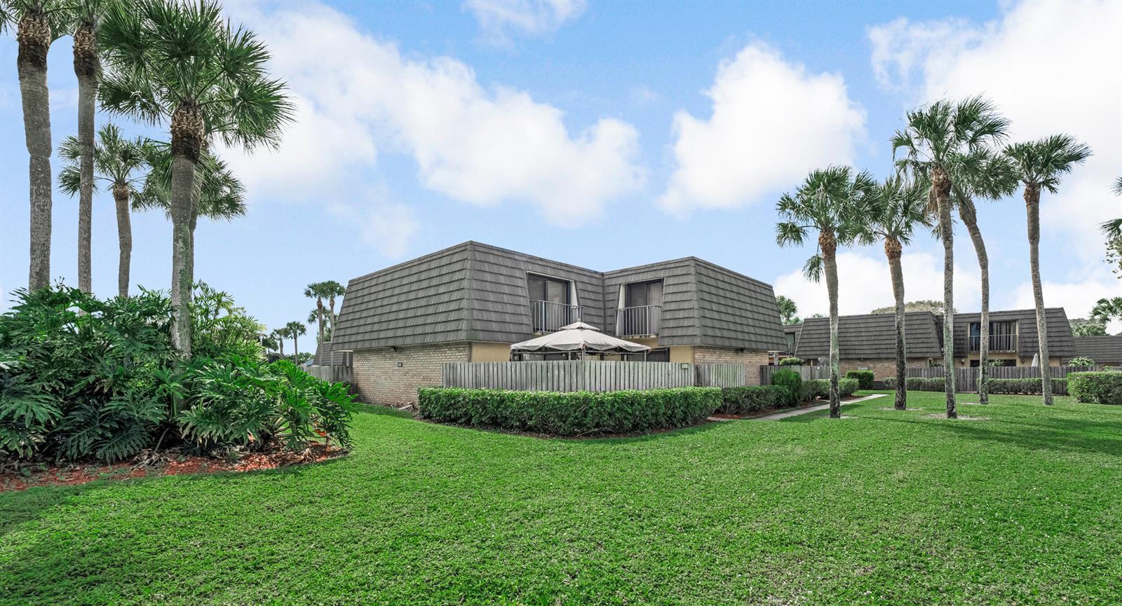 2439 24th Way # 2439, West Palm Beach FL 33407 photo 2