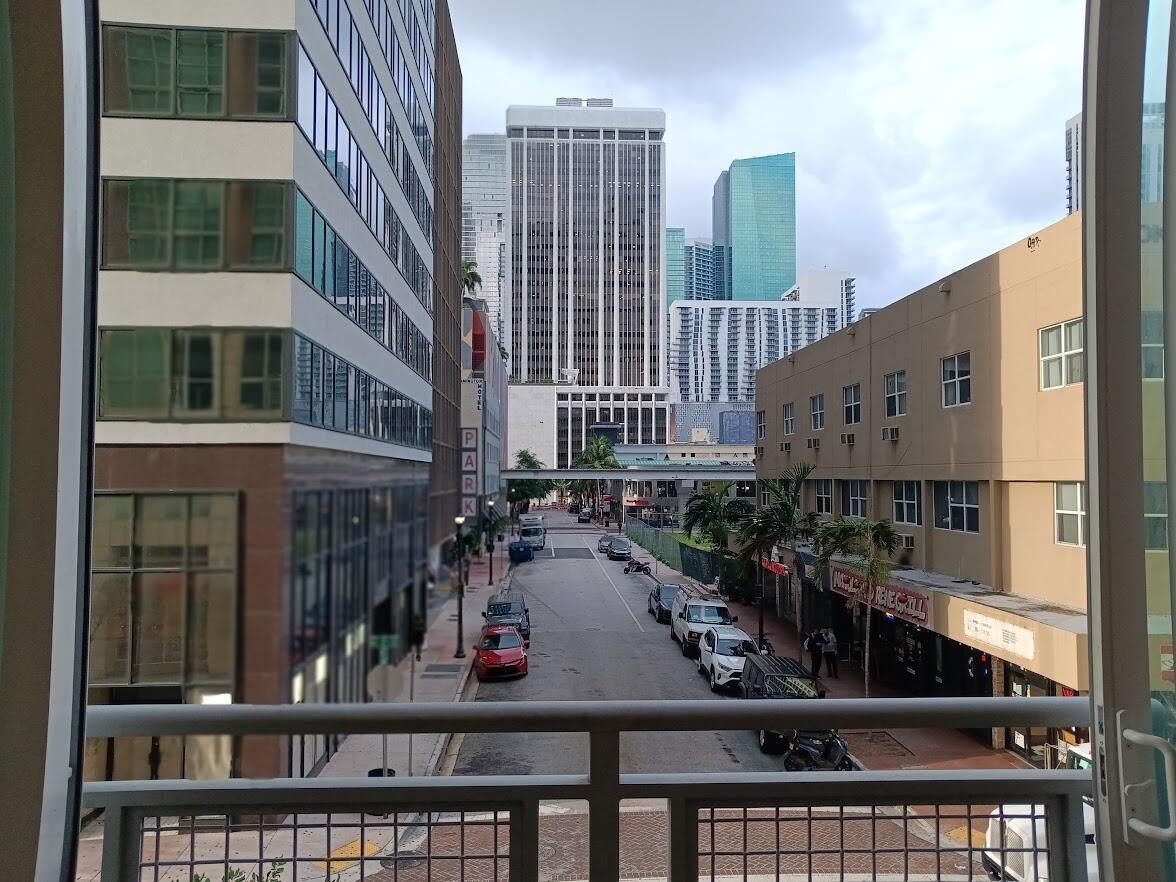 253 NE 2nd Street # 221, Miami FL 33132
