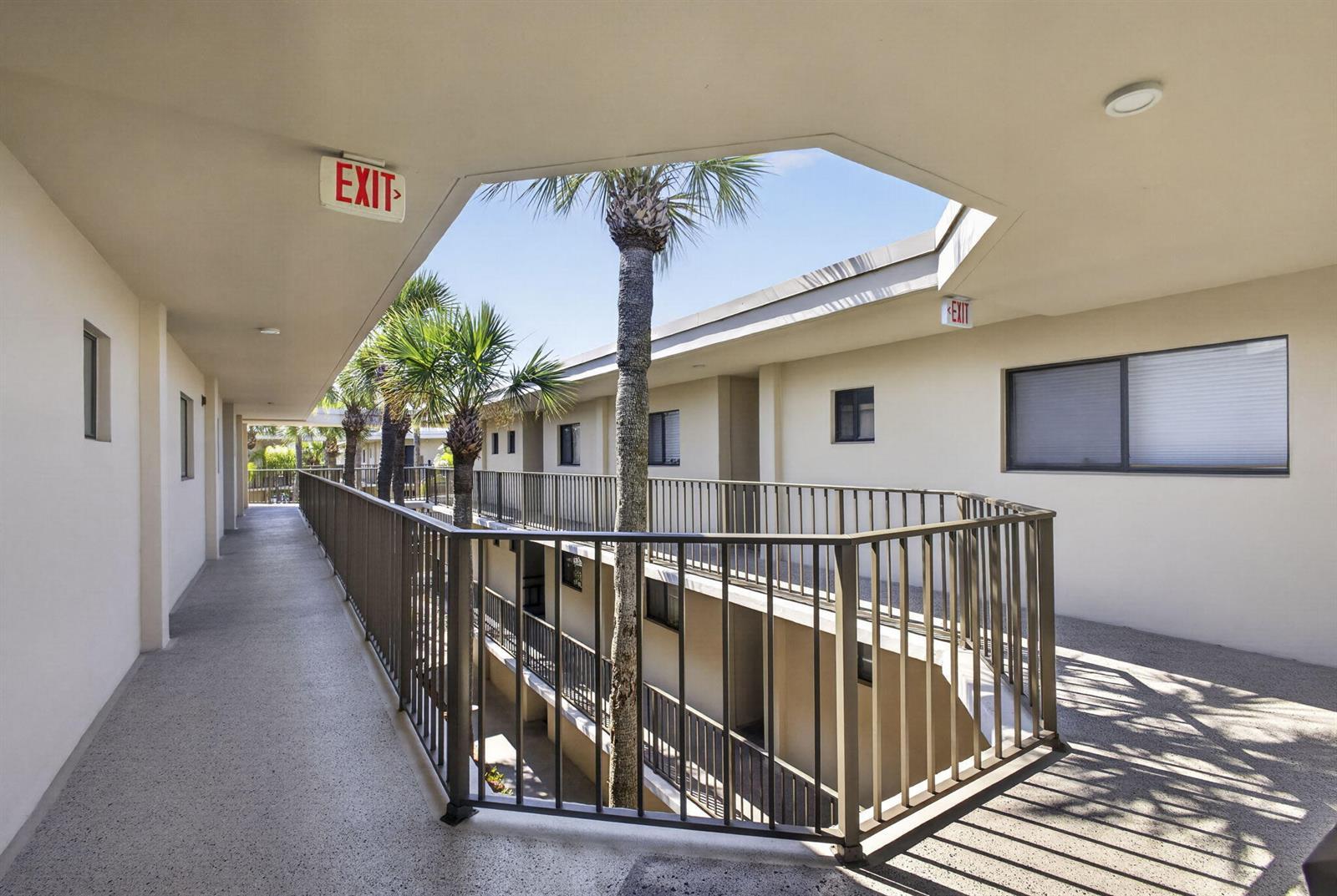 5340 Las Verdes Circle # 307, Delray Beach FL 33484 photo 5