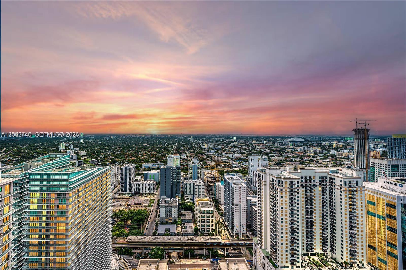 1000 Brickell Plz # 4906, Miami FL 33131 photo 2