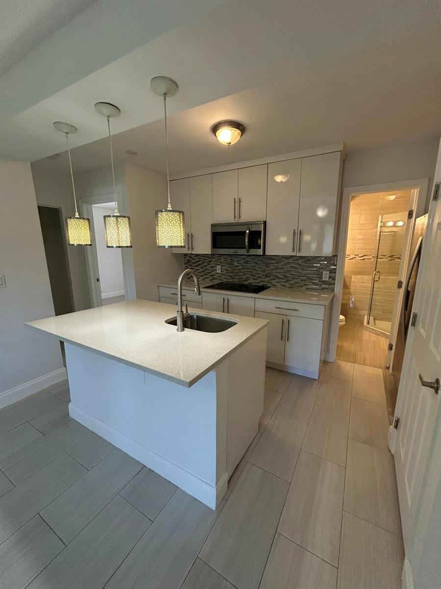 918 NE 15th Avenue # 4, Fort Lauderdale FL 33304 photo 3