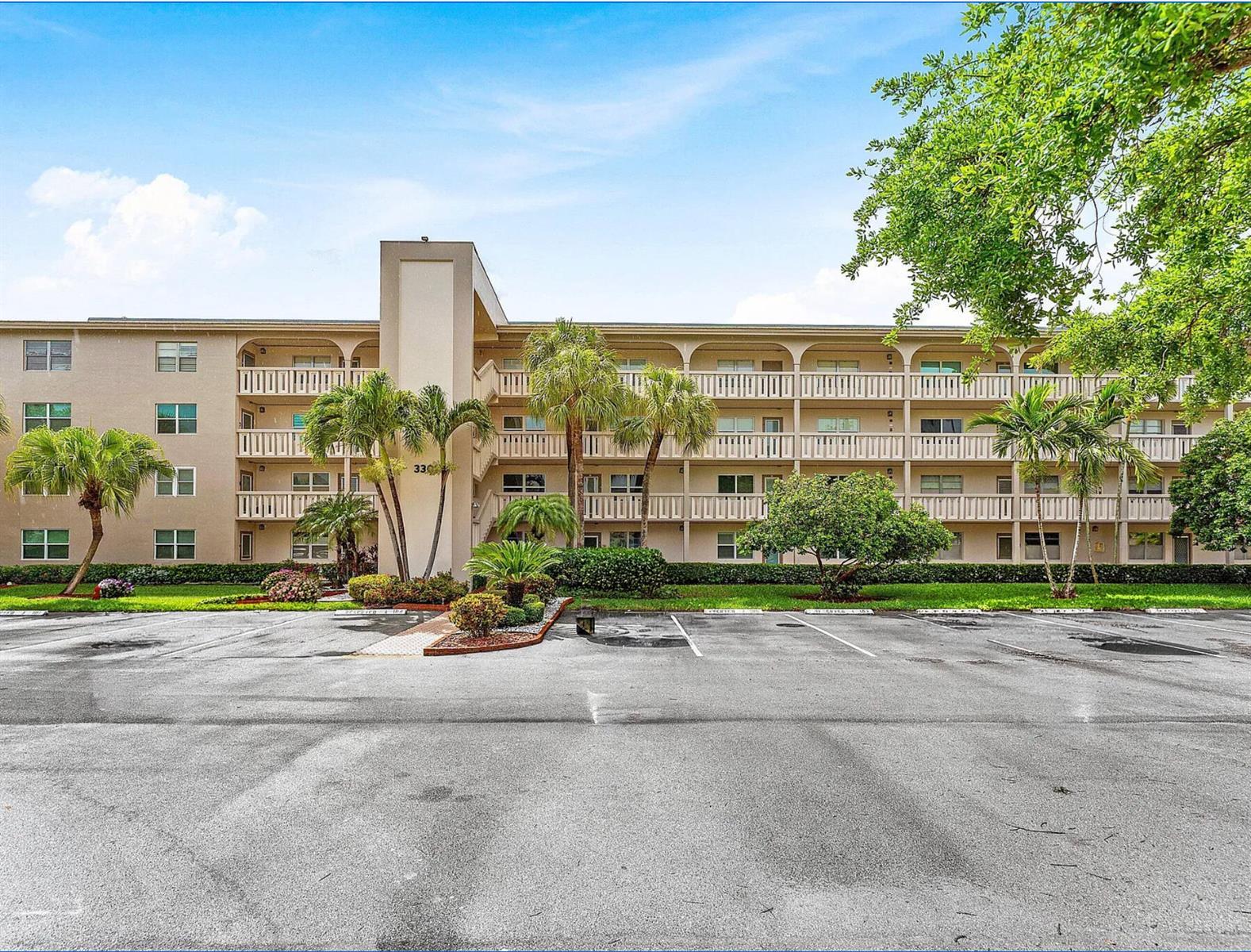 3301 Aruba Way # D3, Coconut Creek FL 33066 photo 2