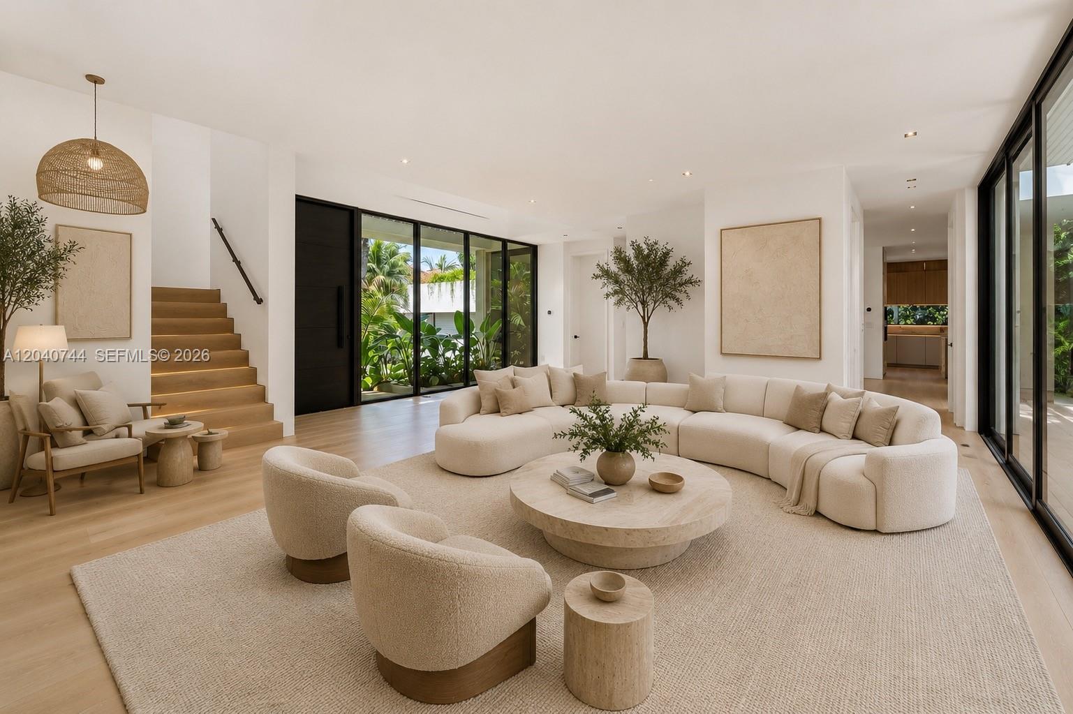 165 Hampton Ln, Key Biscayne FL 33149 photo 4