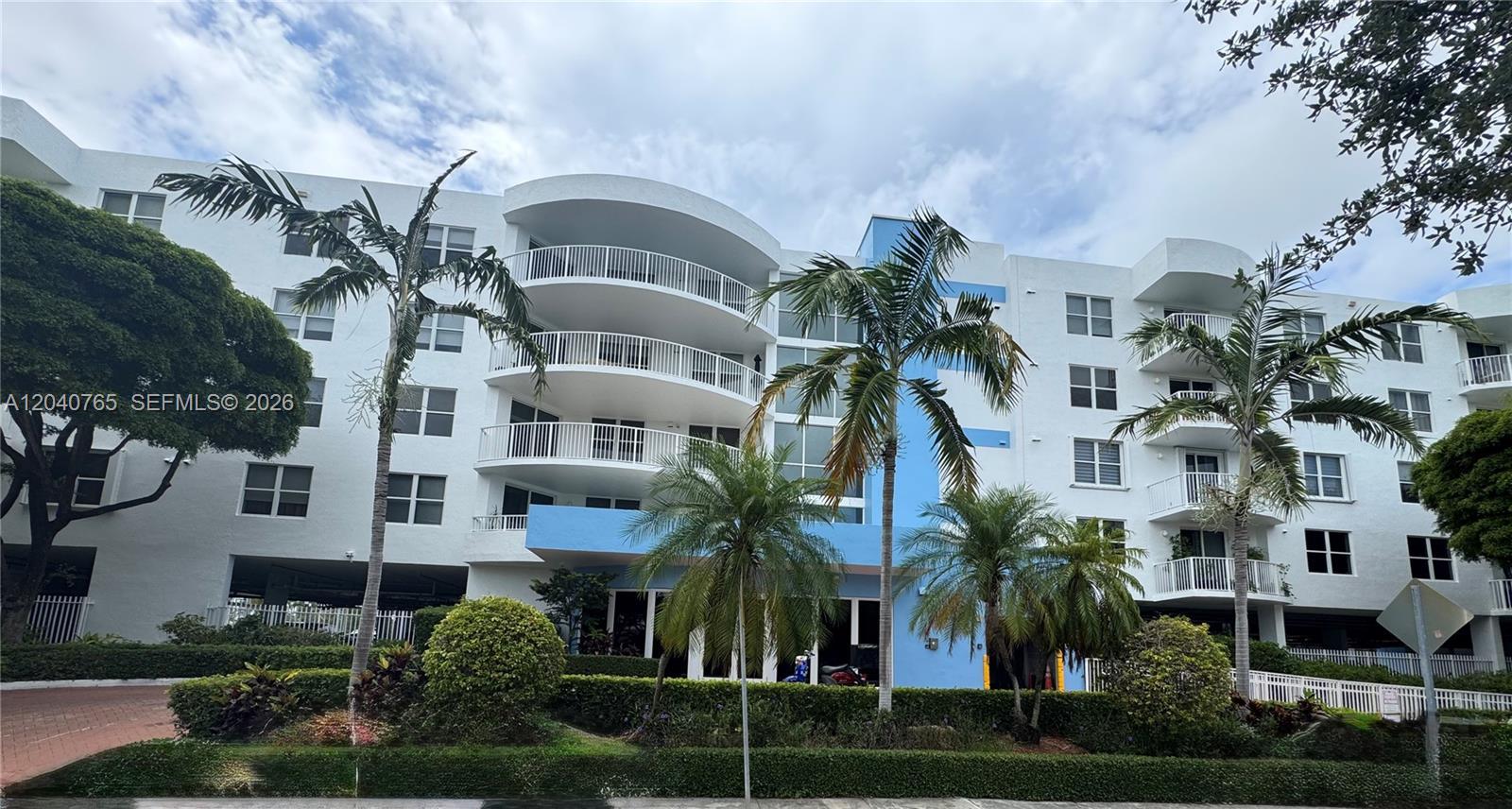 1555 N Treasure Dr # 313, North Bay Village FL 33141
