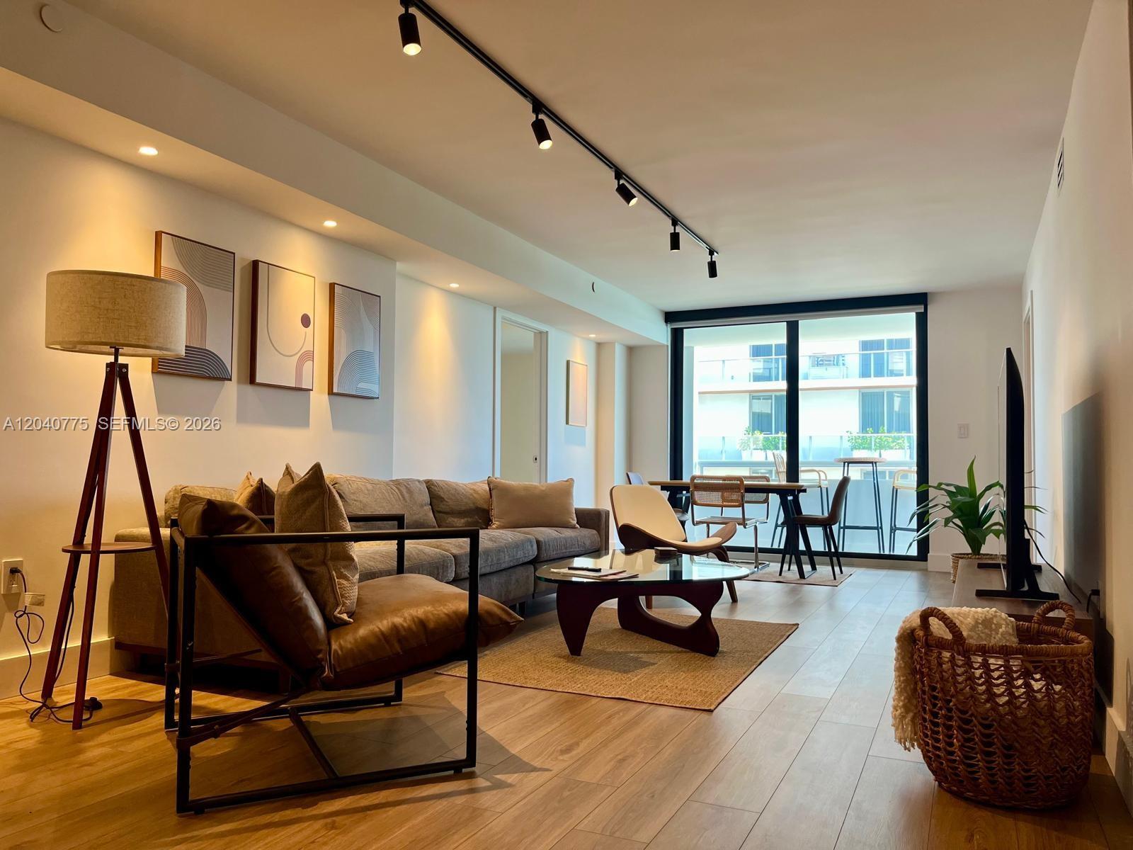 6820 Indian Creek Dr # 5C, Miami Beach FL 33141