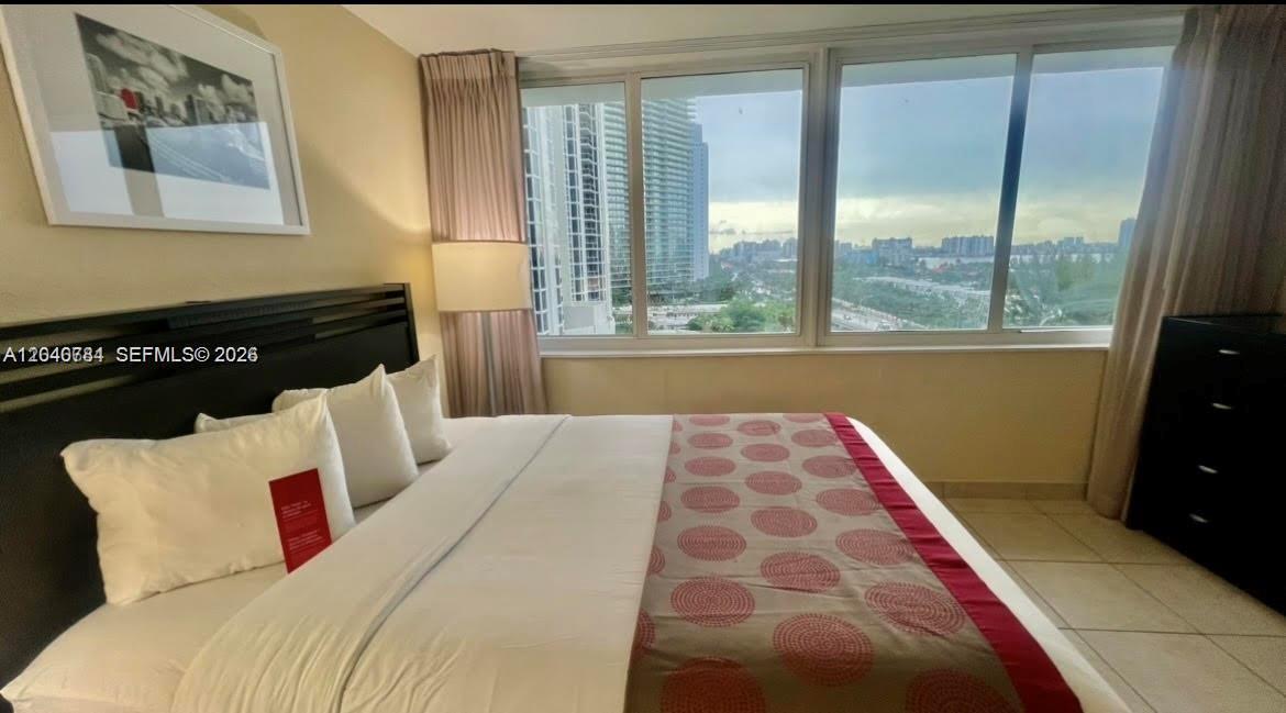 19201 Collins Ave # 942, Sunny Isles Beach FL 33160 photo 2