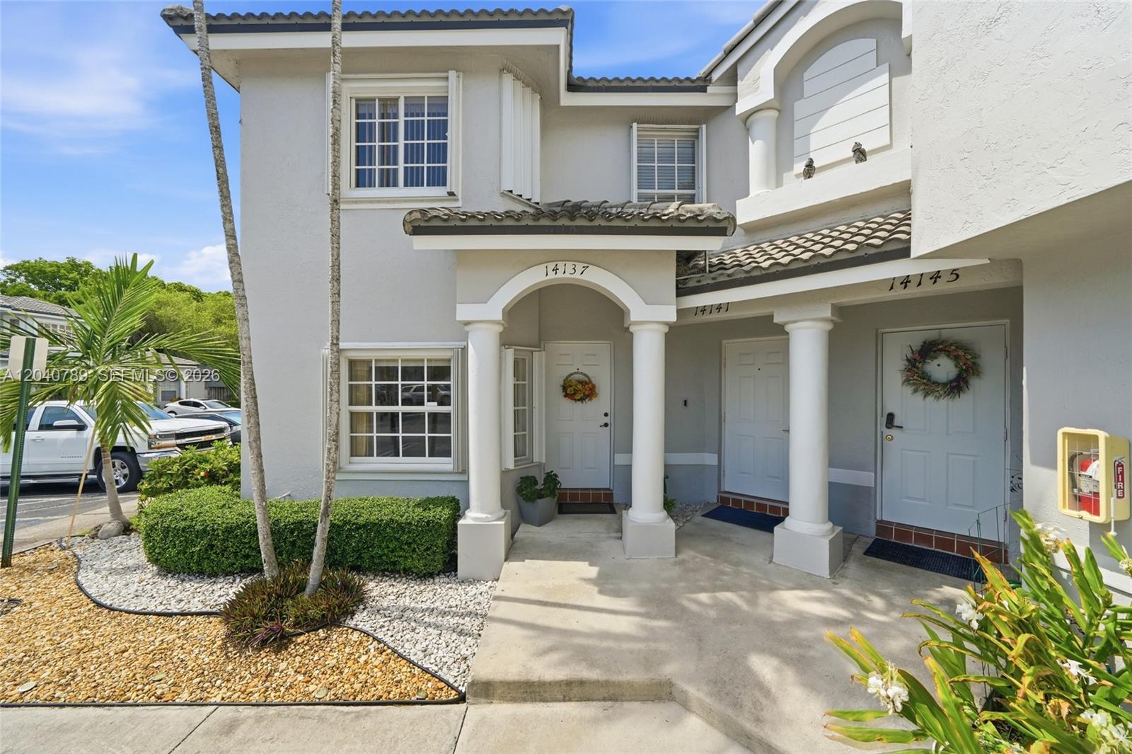 14137 SW 121st Pl, Miami FL 33186