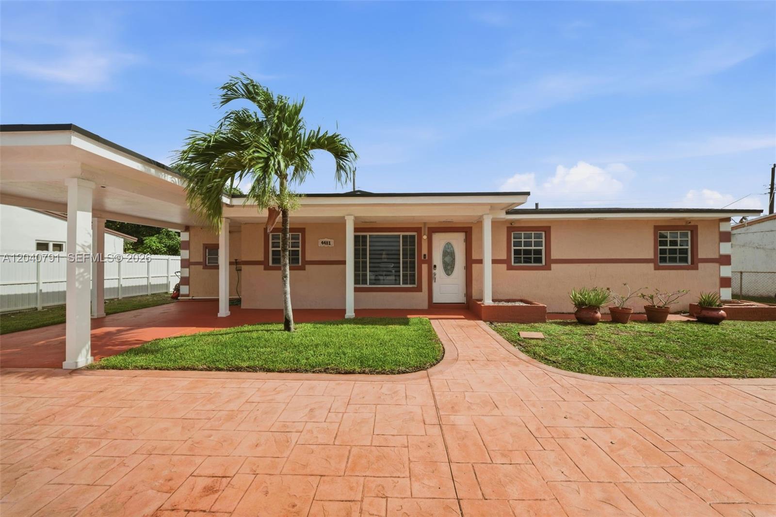 4481 NW 176th Ter, Miami Gardens FL 33055 photo 2