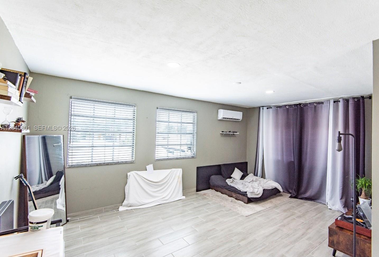 359 W 12th St # 3, Hialeah FL 33010