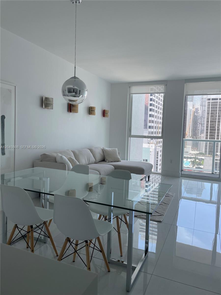 244 Biscayne Blvd # 2005, Miami FL 33132 photo 3