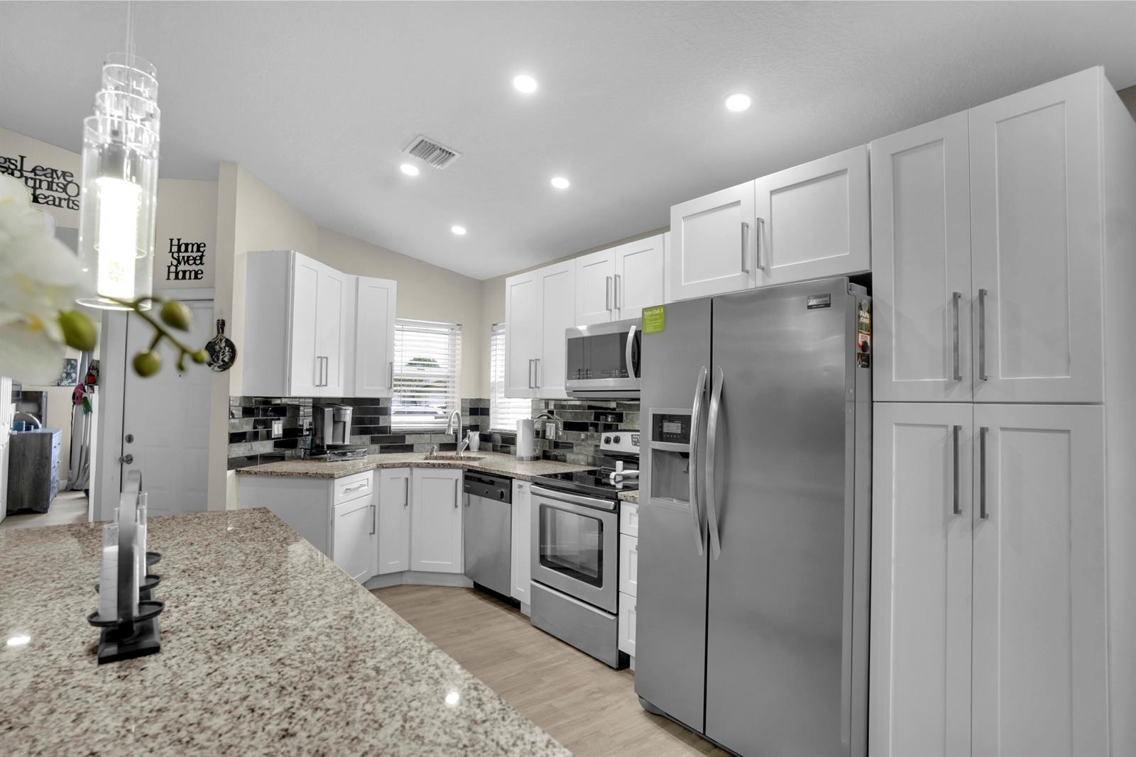1238 Pine Sage Circle, West Palm Beach FL 33409 photo 5