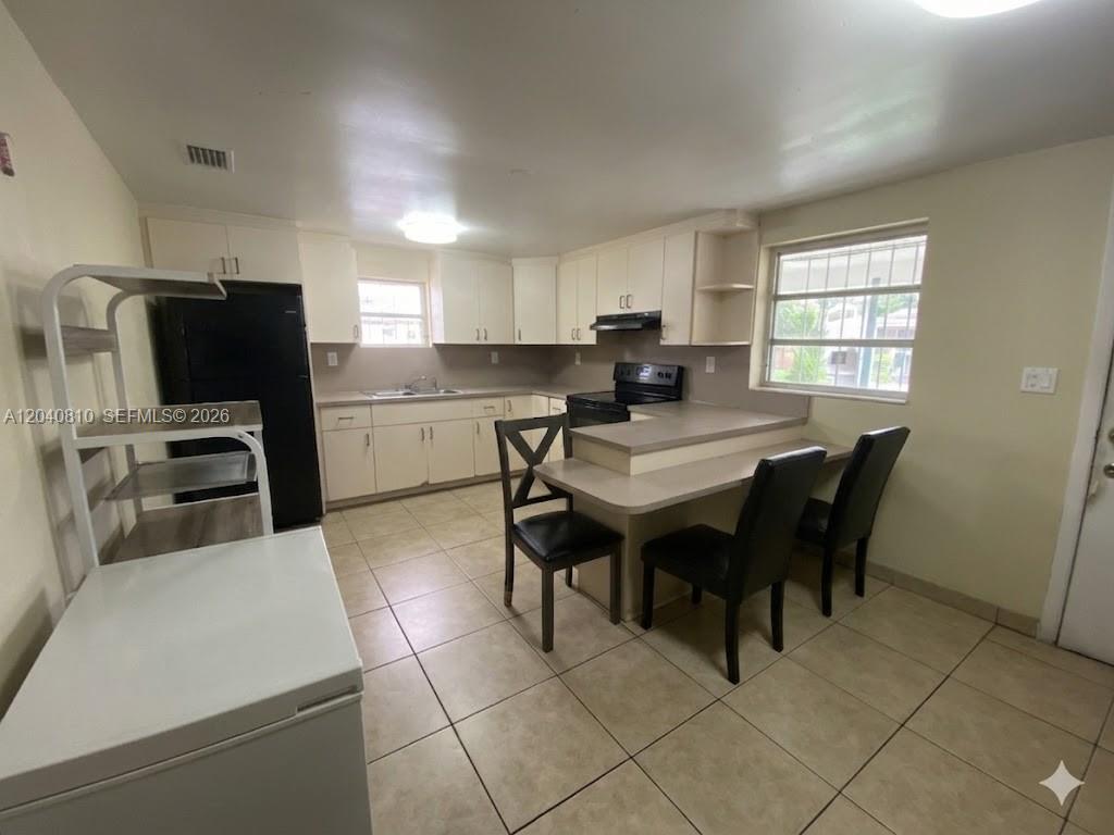 3010-3012 NW 26th St, Miami FL 33142 photo 2