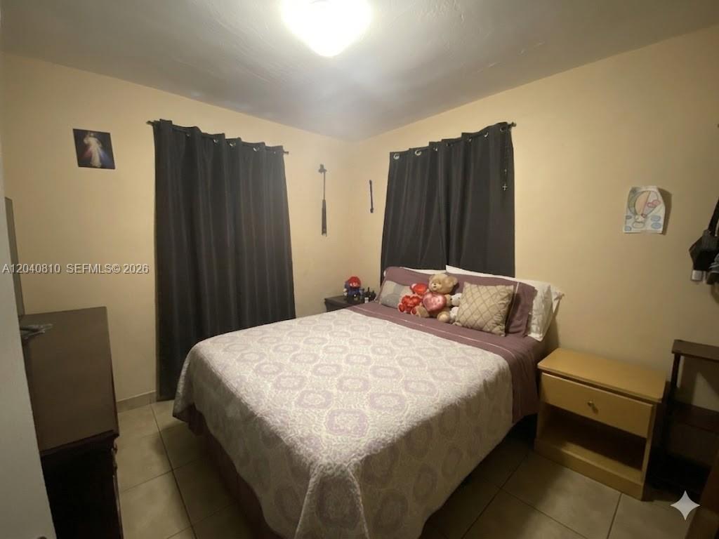 3010-3012 NW 26th St, Miami FL 33142 photo 5