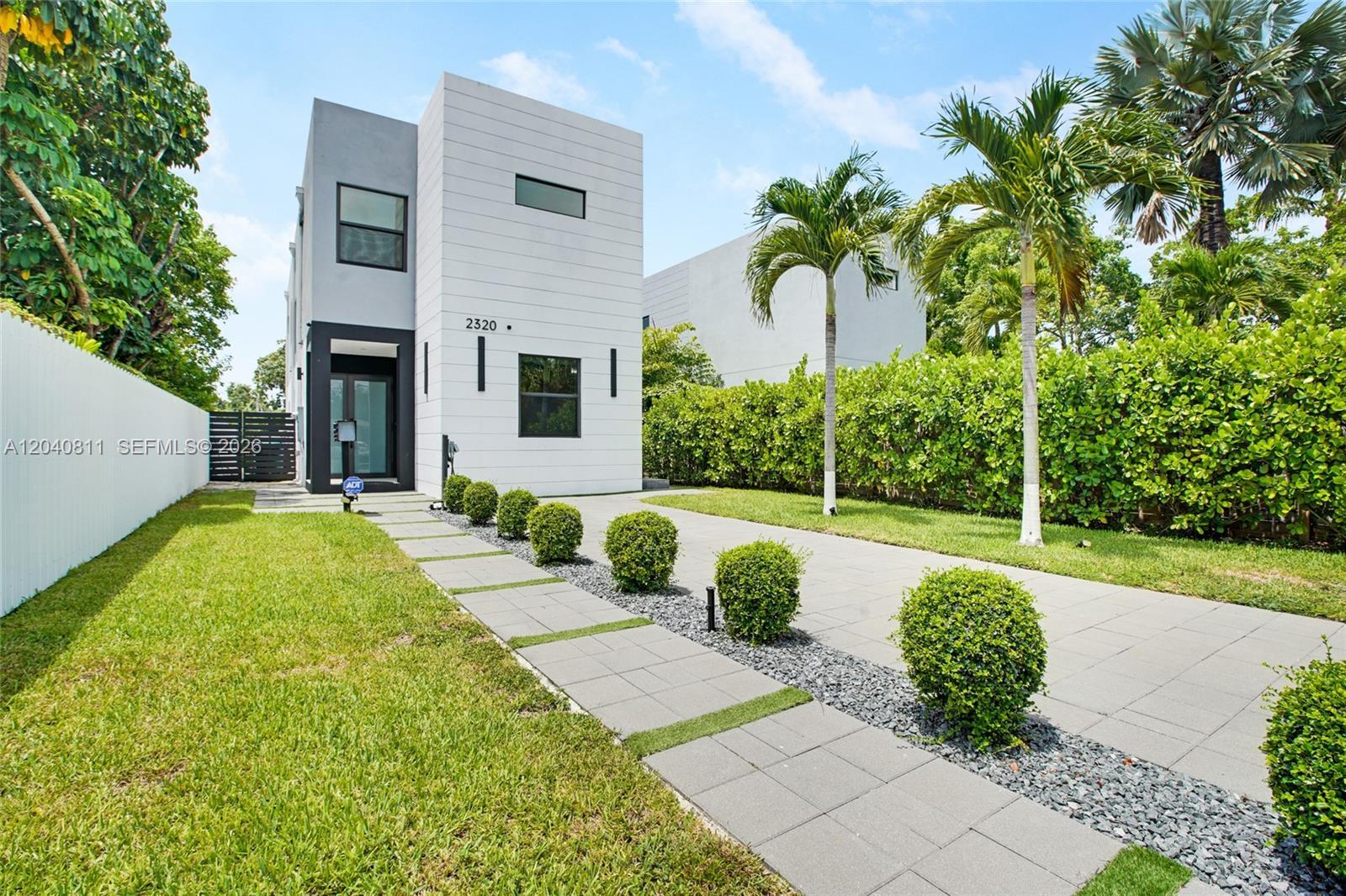2320 SW 14th St, Miami FL 33145