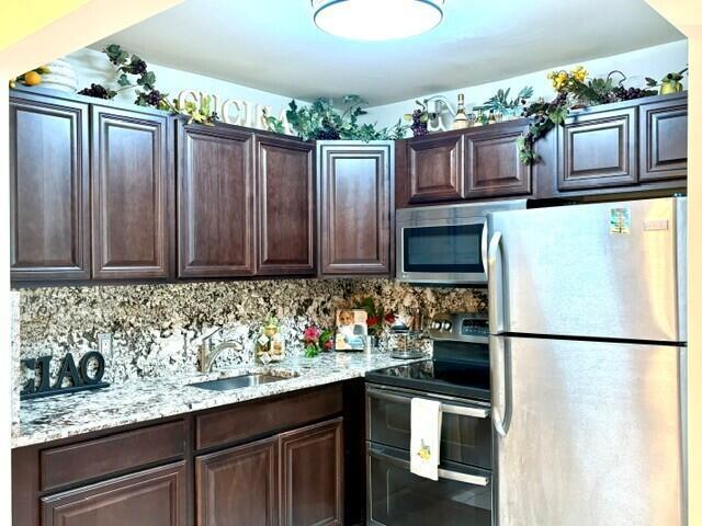 12 Windsor A # 12, West Palm Beach FL 33417 photo 5
