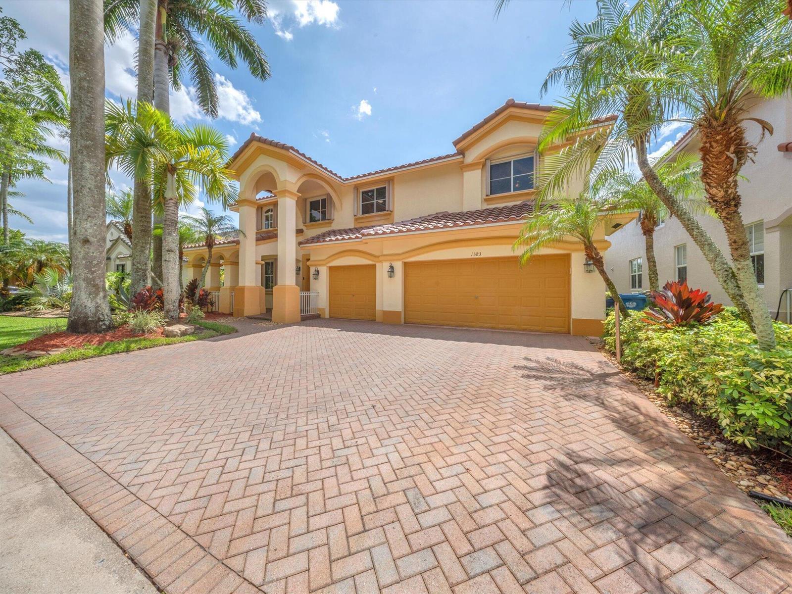 1383 Crossbill Court, Weston FL 33327
