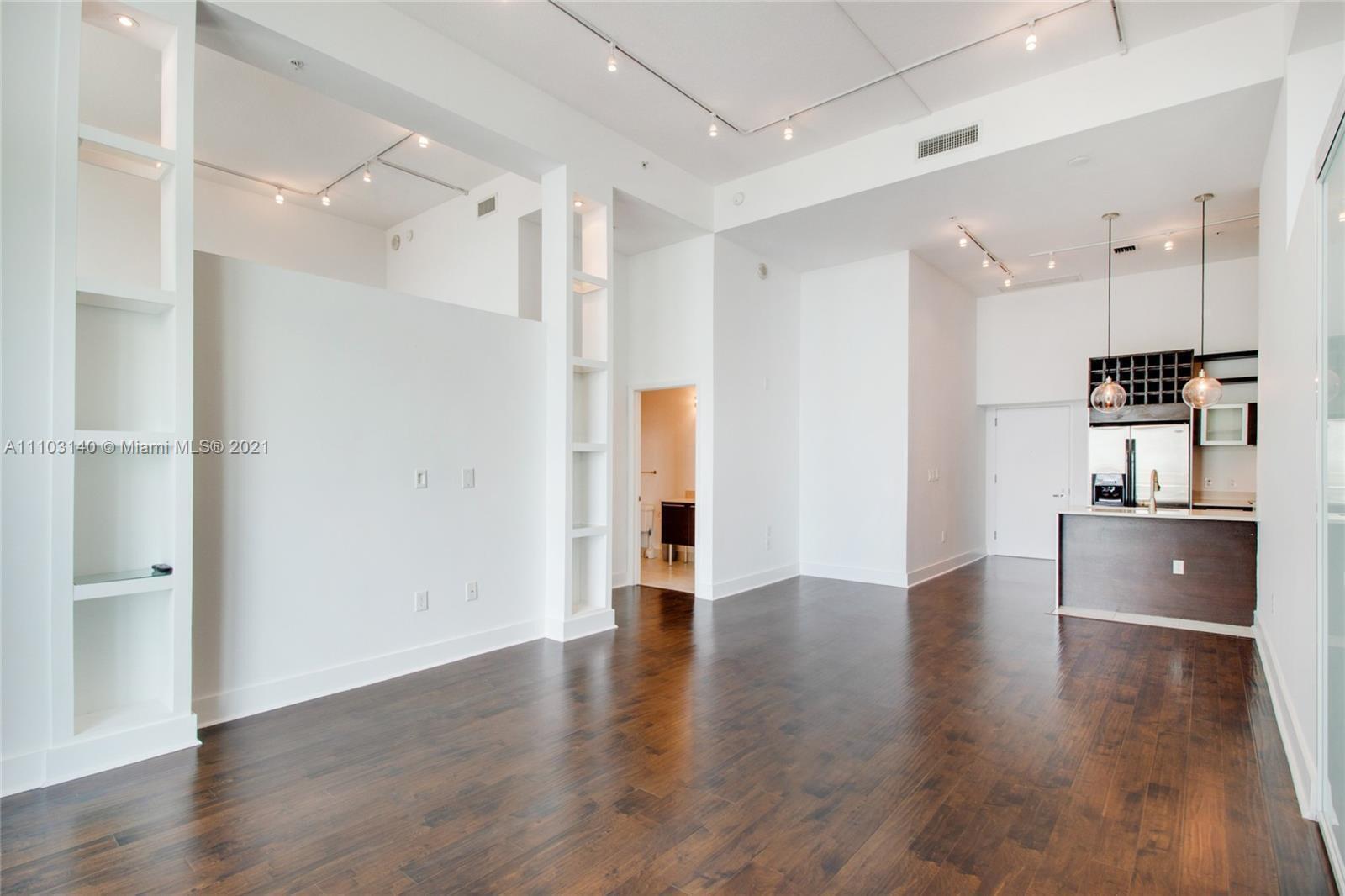1900 N Bayshore Drive # 912, Miami FL 33132