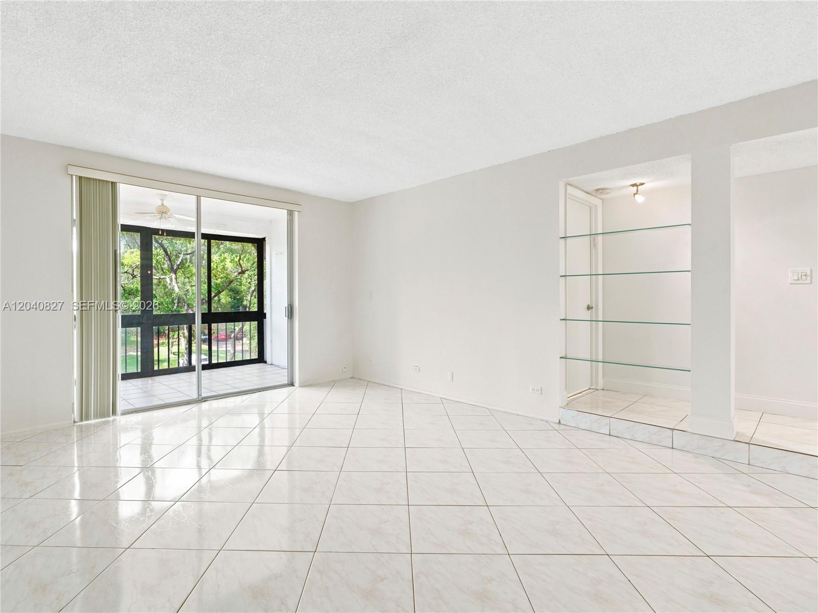 3740 Inverrary Dr # 3N, Lauderhill FL 33319 photo 3