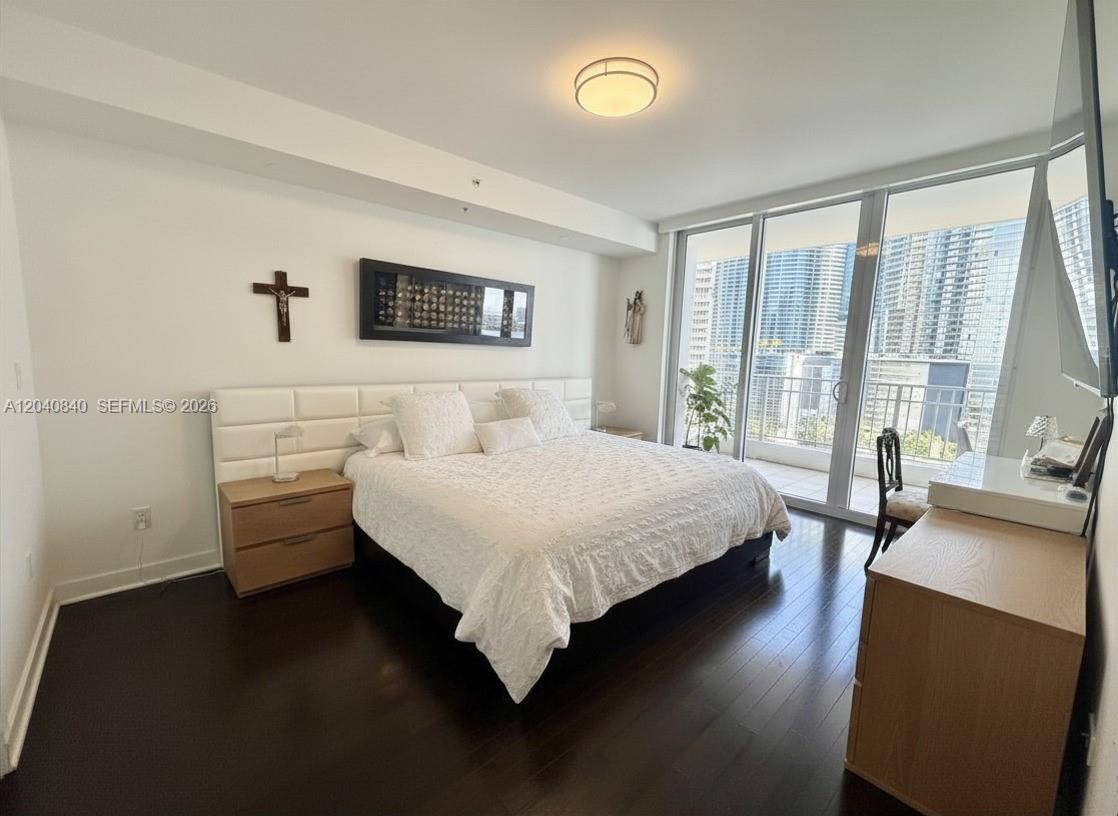 801 Brickell Key Blvd # 1704, Miami FL 33131 photo 2