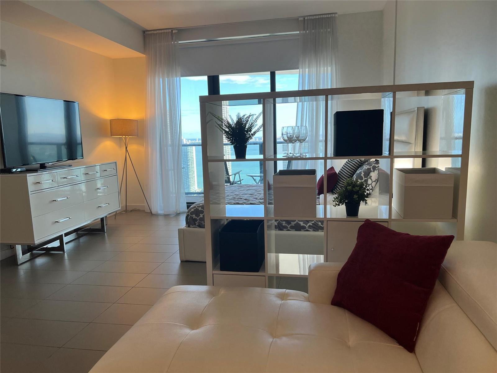 1600 NE 1st Avenue # 3704, Miami FL 33132