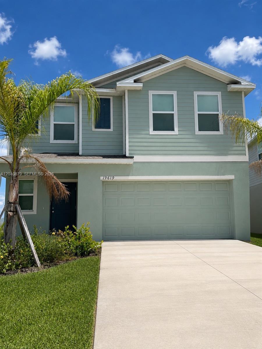 19619 Fairhill Ct, Lehigh Acres FL 33974