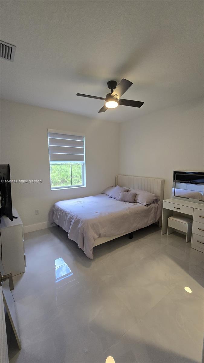 2248 SE 30th ST # 1, Homestead FL 33035 photo 2