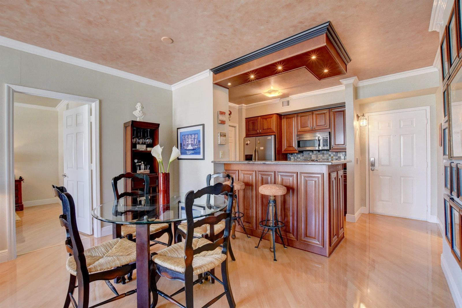 780 S Sapodilla Avenue S # 401, West Palm Beach FL 33401 photo 2