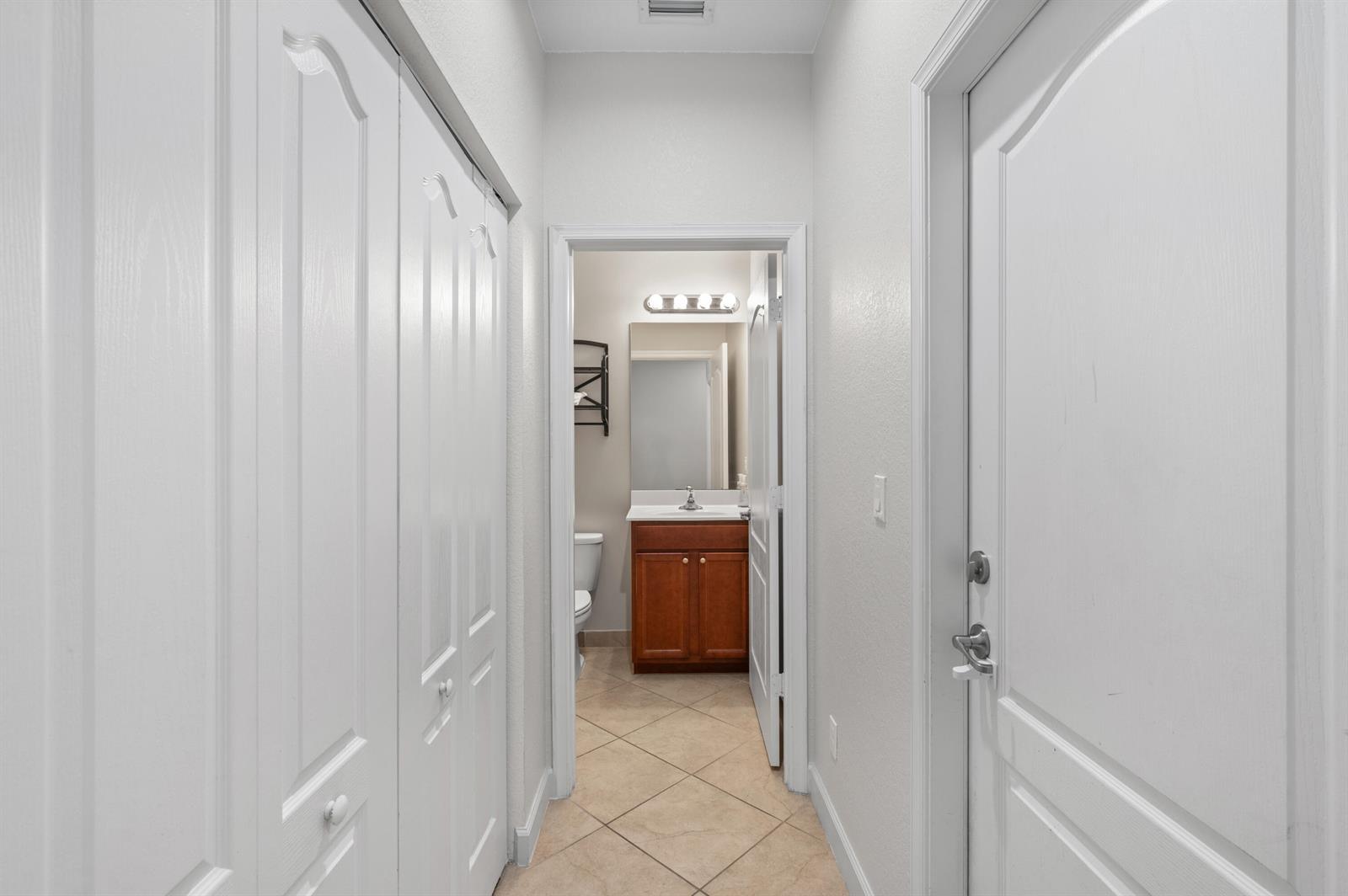 9472 SW Merlin Court, Stuart FL 34997 photo 4