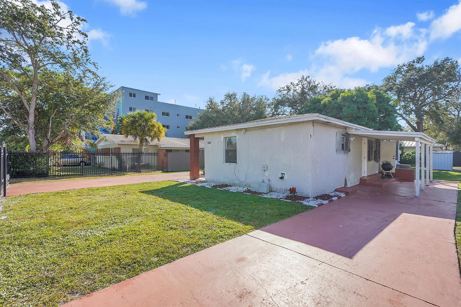 1646 NE 150th Street # 1, Miami FL 33181 photo 3